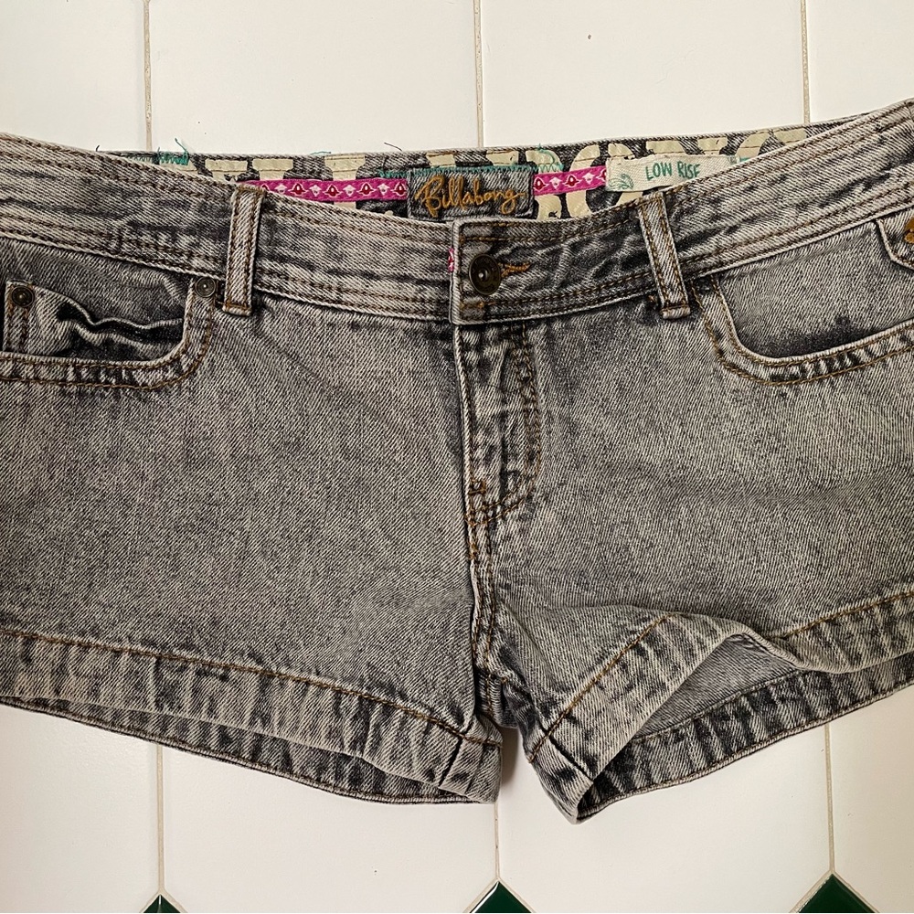 Vintage Billabong Gray Denim Women Shorts Low Rise Size 9